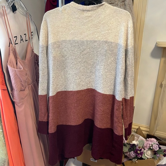 Colorblock Open Front Cardigan - Picture 3 of 3